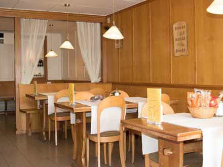 Gaststube im Überblick